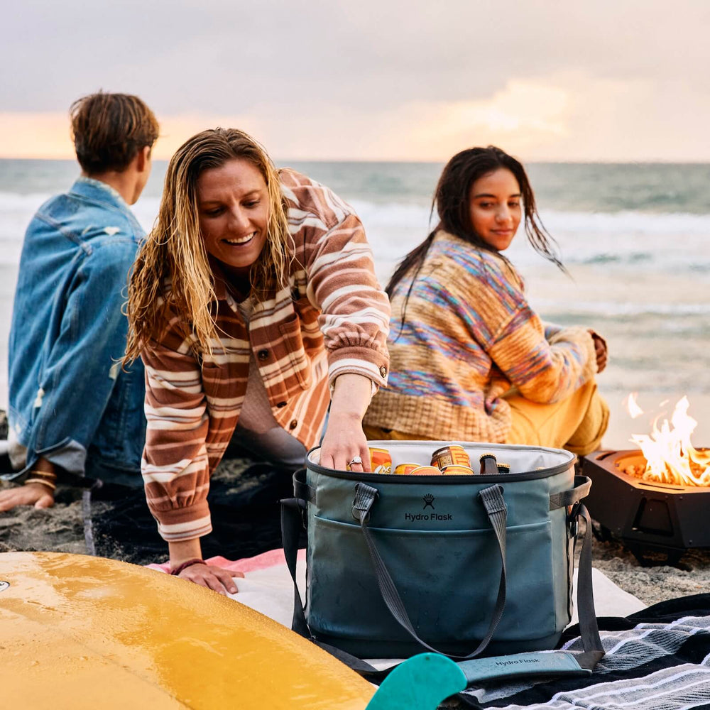 Carryout™ Soft Cooler 30 L - Hydro Flask Outlet