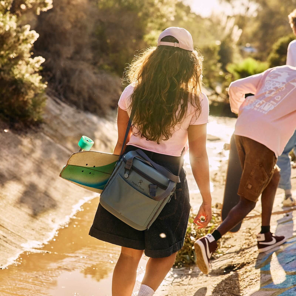 Carryout™ Soft Cooler 10 L - Hydro Flask For sale