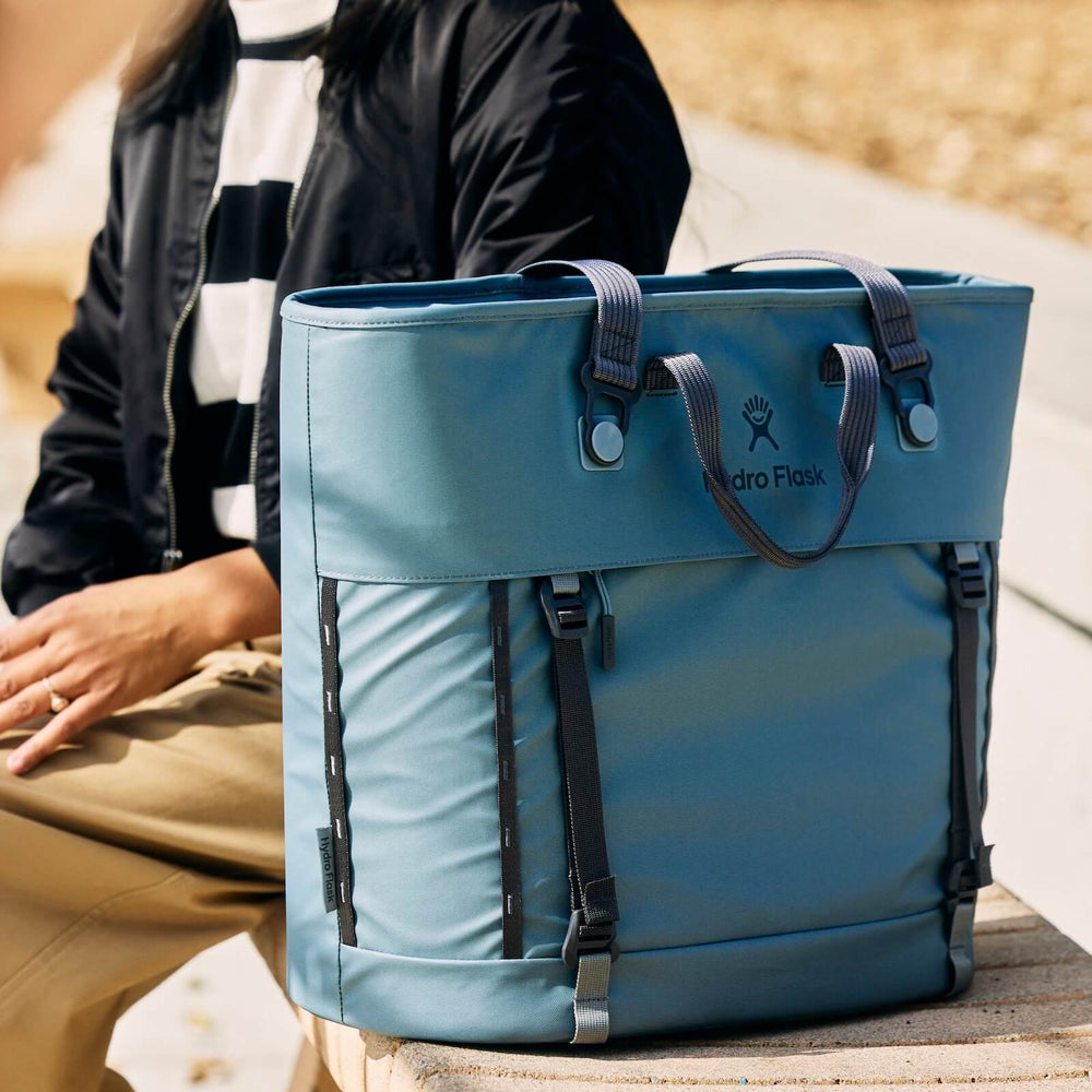 Carryout™ Soft Cooler Tote 30 L - Hydro Flask US