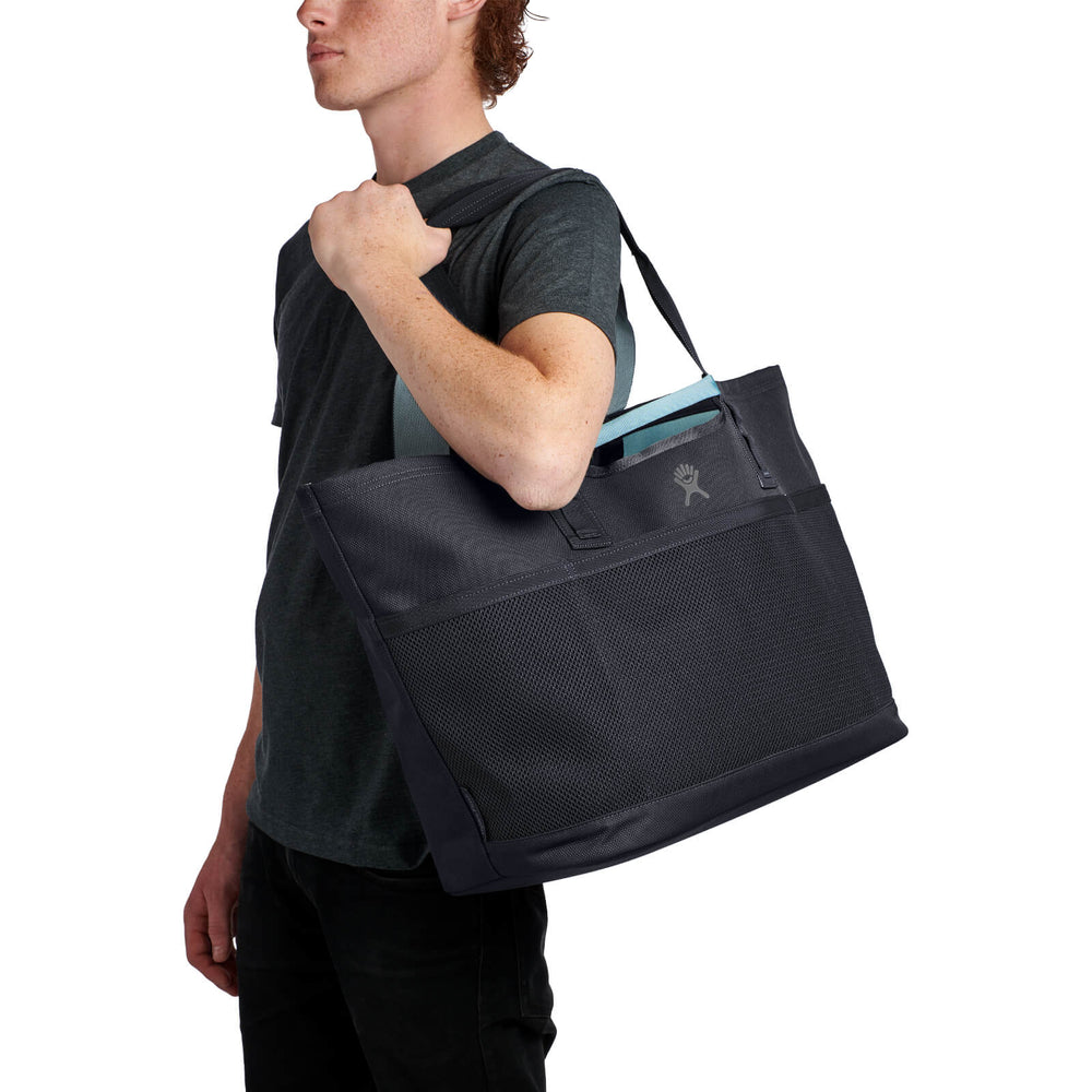34 L Outdoor Tote - Hydro Flask US