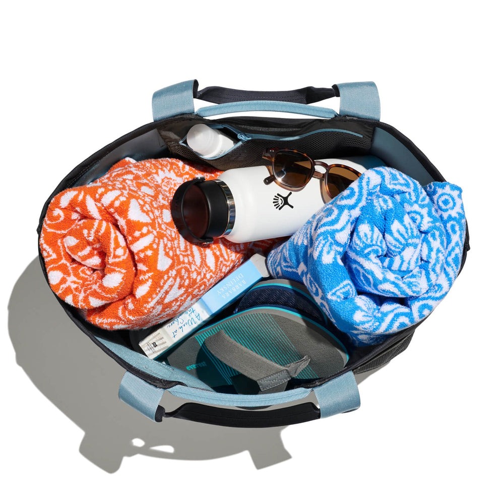 34 L Outdoor Tote - Hydro Flask US