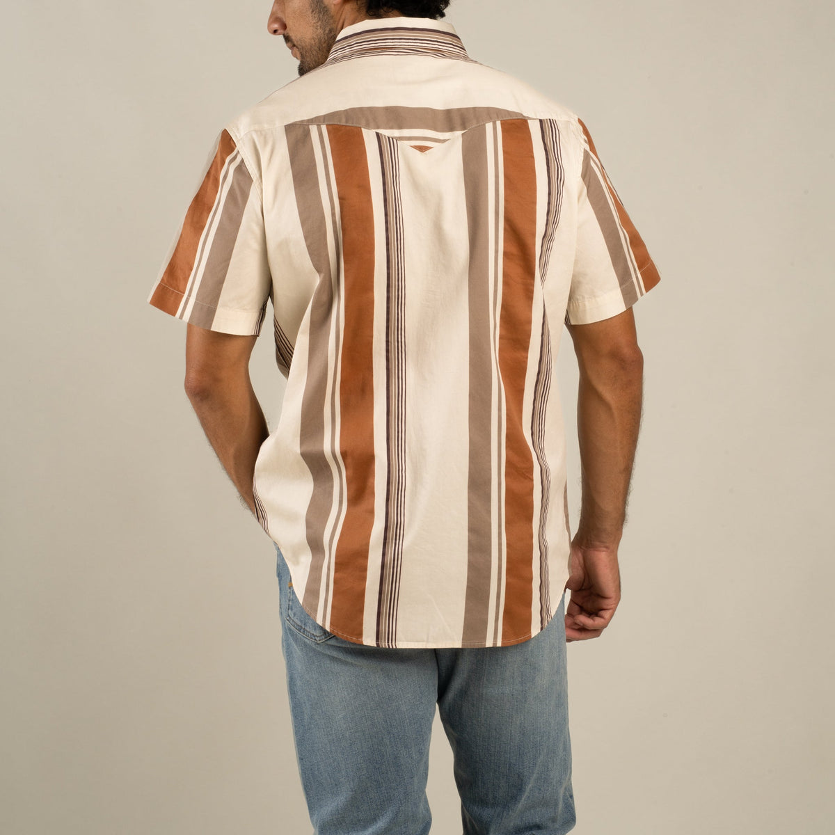 The Wyatt Pearl Snap Short Sleeve Print Shirt