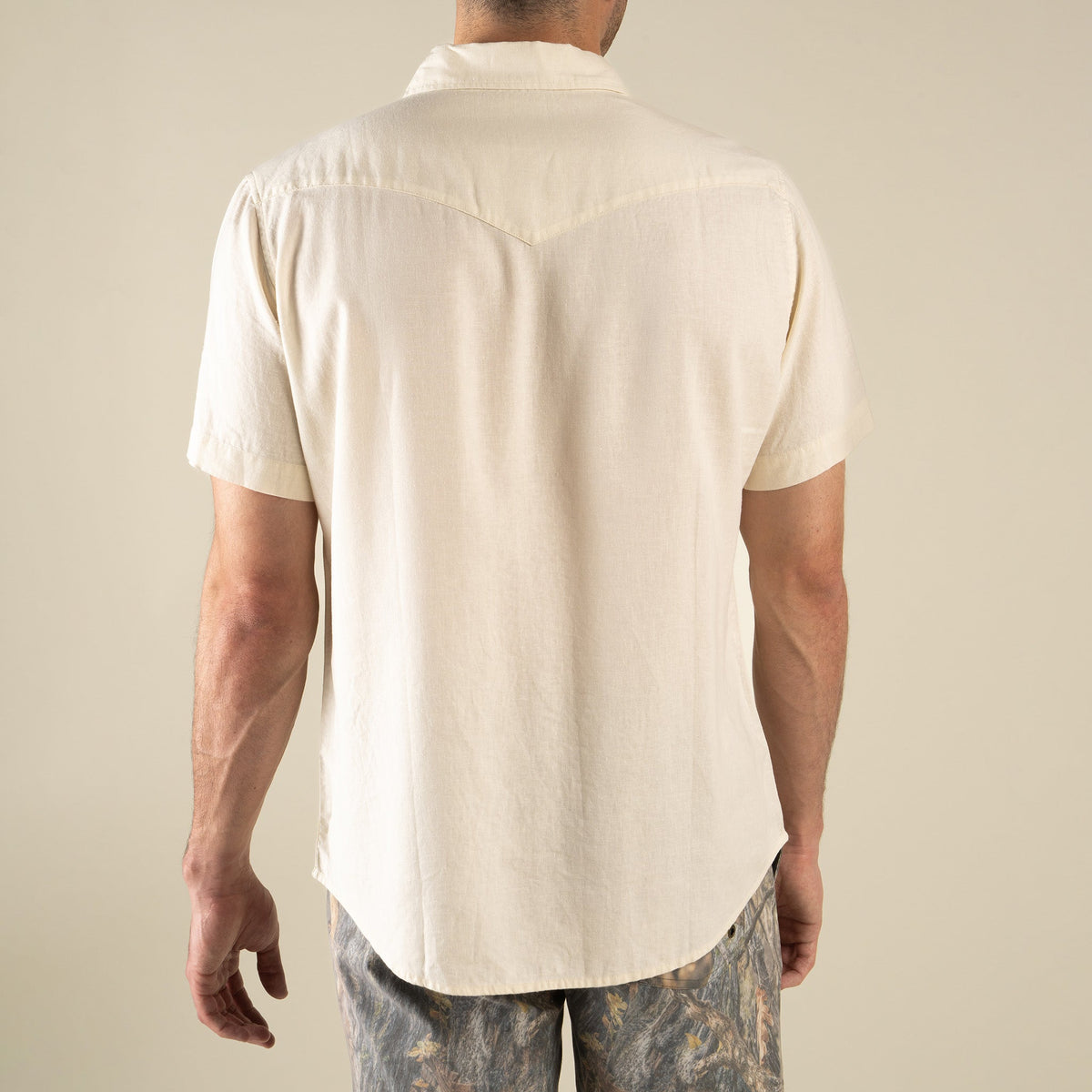 The Wyatt Pearl Snap Short Sleeve Solid Shirt