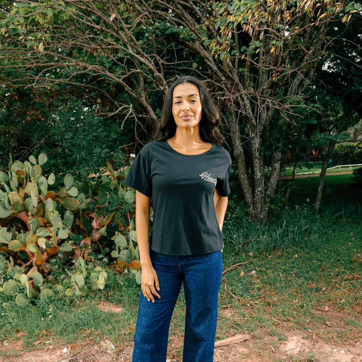 Howdy Basic Tee