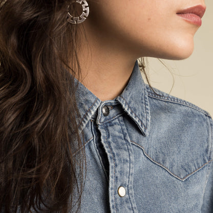 The Women's Wyatt Denim Pearl Snap Shirt