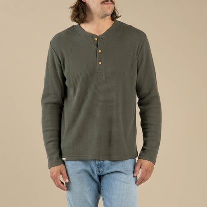 Maverick Henley